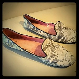 Gap Snake Print w/leather uppers Flats