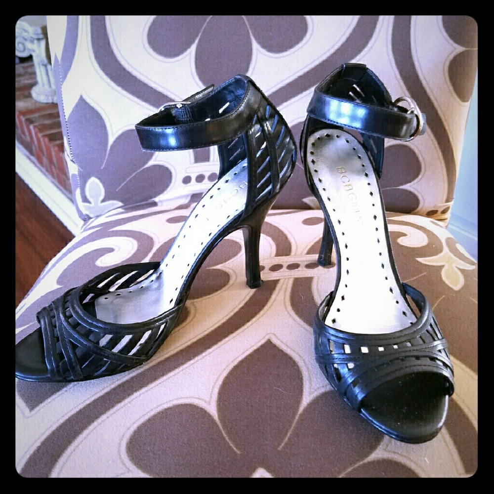 BCBG shoes