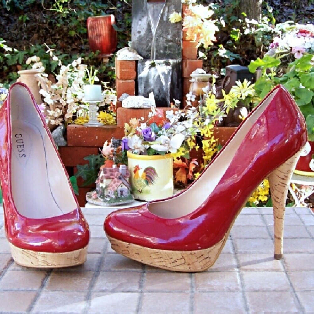 WOMEN RED HEELS
