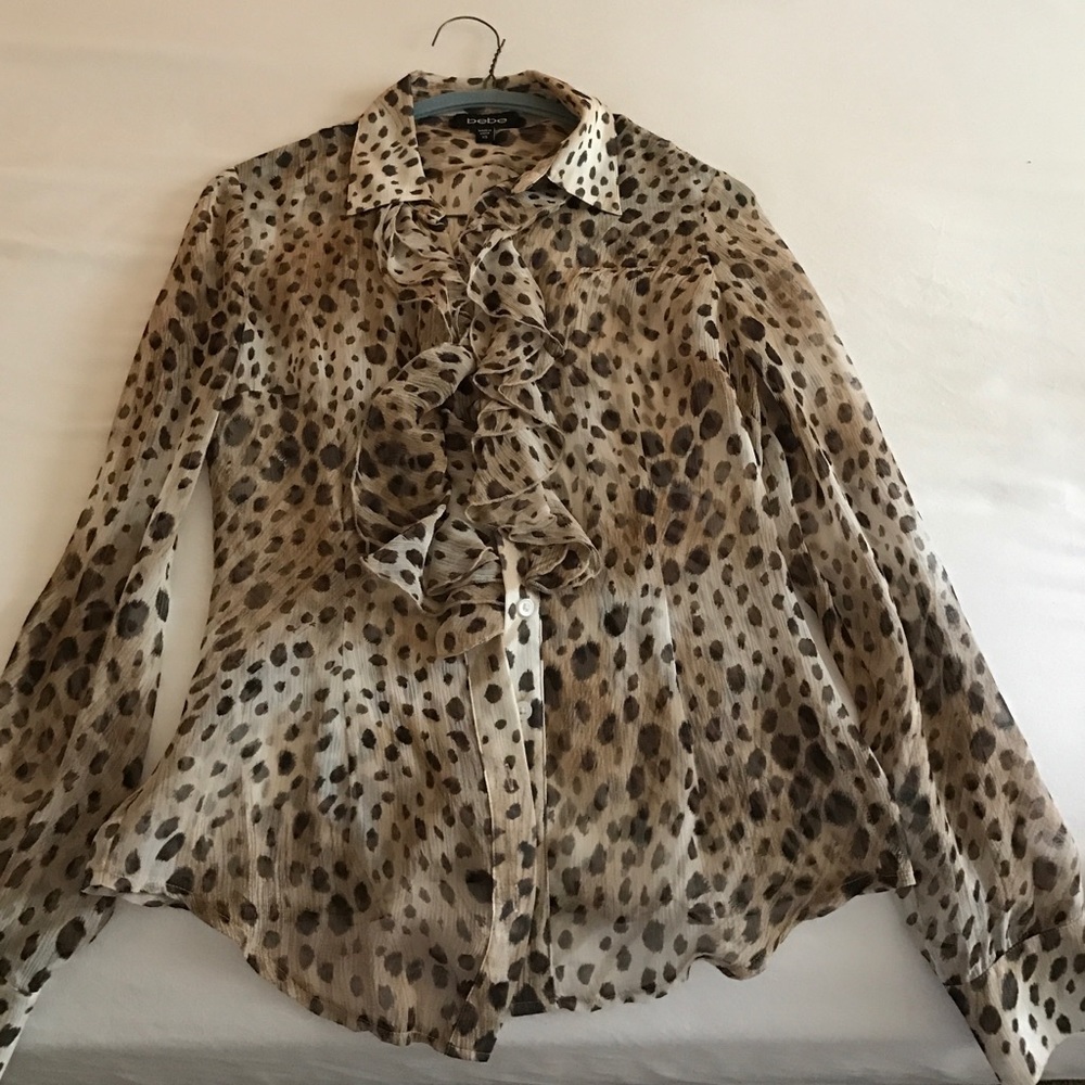 Bebe leopard button down