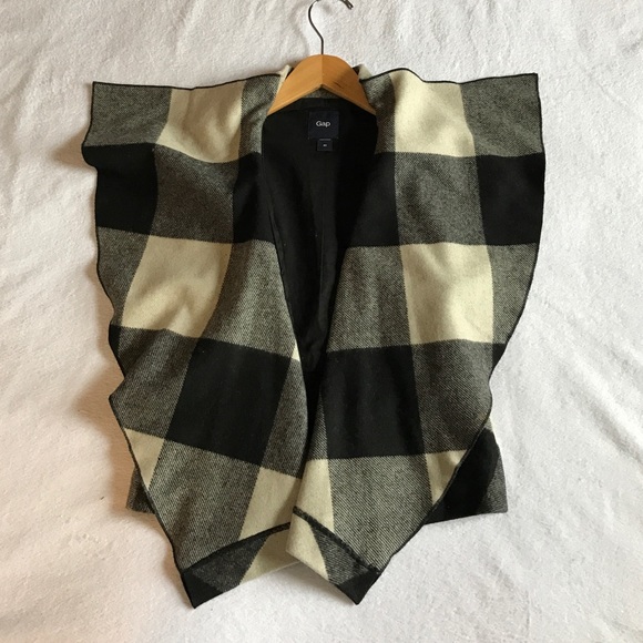 Jackets & Coats - Gap flannel vest. Jackets & Coats - Gap flannel vest.