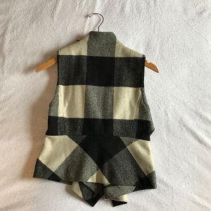 Jackets & Coats - Gap flannel vest. Jackets & Coats - Gap flannel vest.