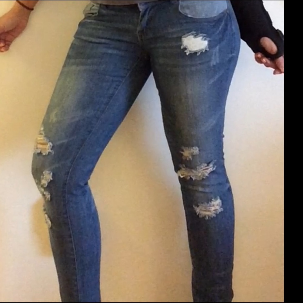 Indigo Rein ripped  jeans size 3 👖