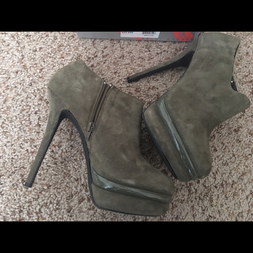 KELSI DAGGER SIZE 10 high heel shoes