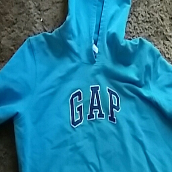 GAP SWEATSHIRT - Picture 2 of 3