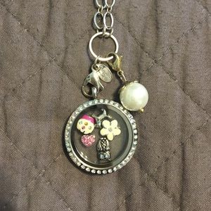 Origami Owl necklace