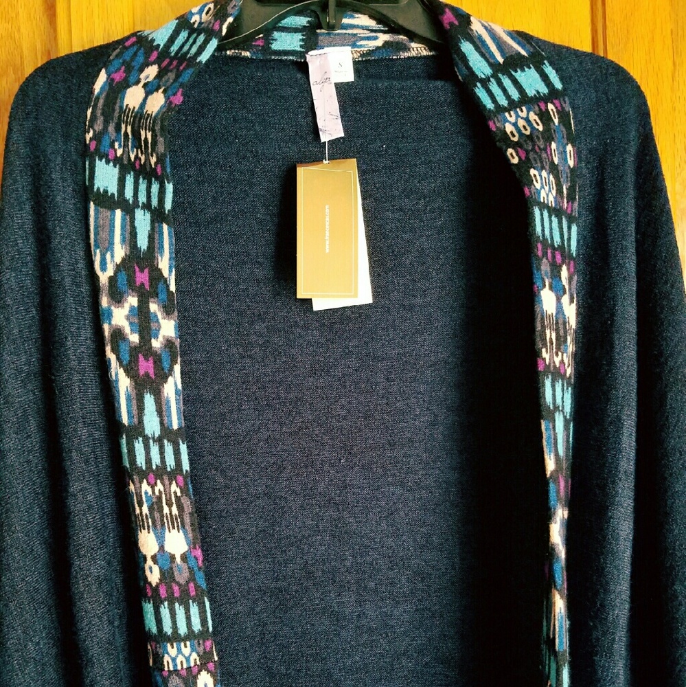Long comfy cardigan. With tags.