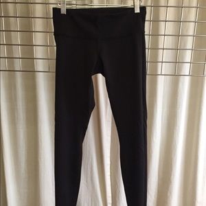 Lululemon Wonder Under yoga pants