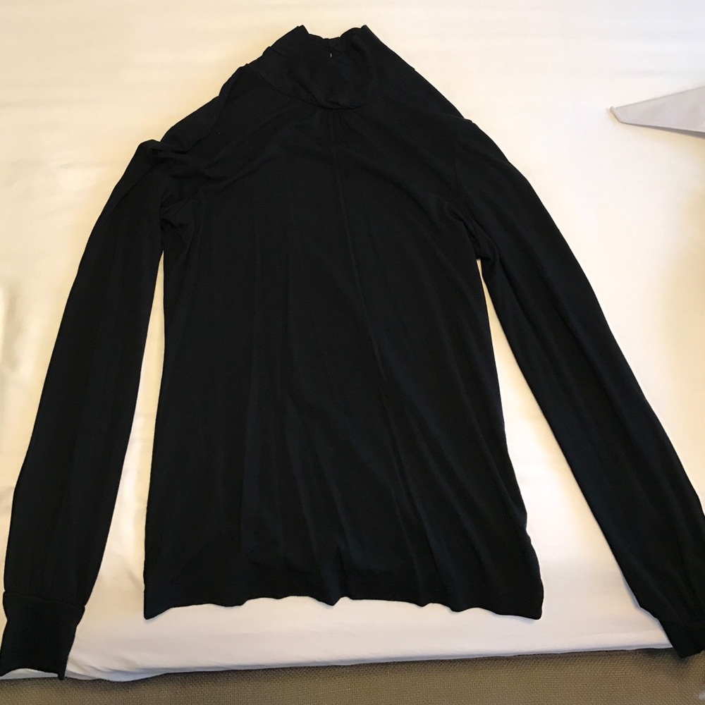 Banana Republic long sleeve turtleneck