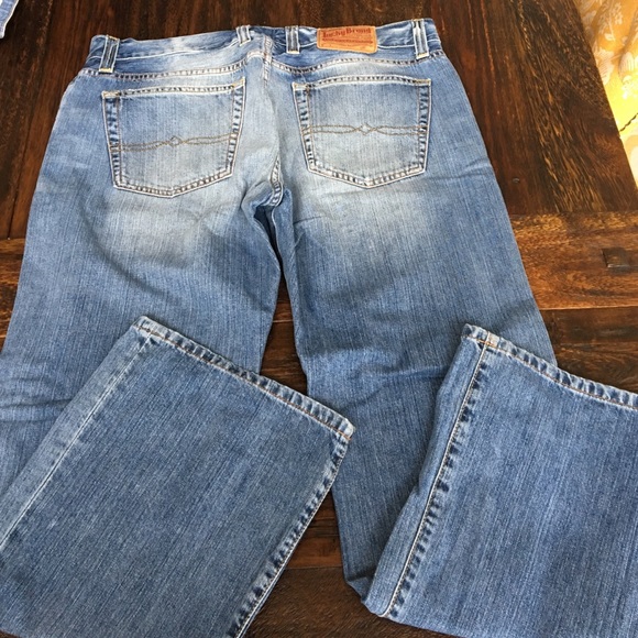 2 pairs of lucky brand men's jeans - Picture 4 of 4