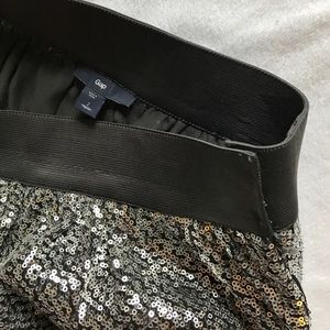 GAP Skirts - Gap silver sequin mini skirt. GAP Skirts - Gap silver sequin mini skirt.