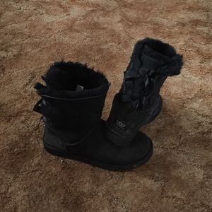 bailey bow uggs