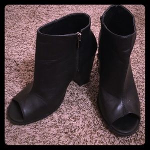 It's bootie season! Black open toed ankle booties