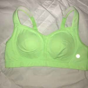 NWOT lululemon Ta Ta Tamer sports bra