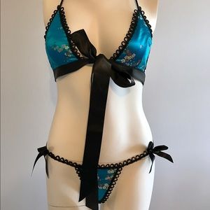 Geisha Inspired Turquoise Print Bra and Panty Set