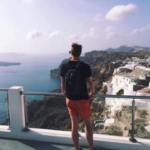 Meet your Posher, Connor