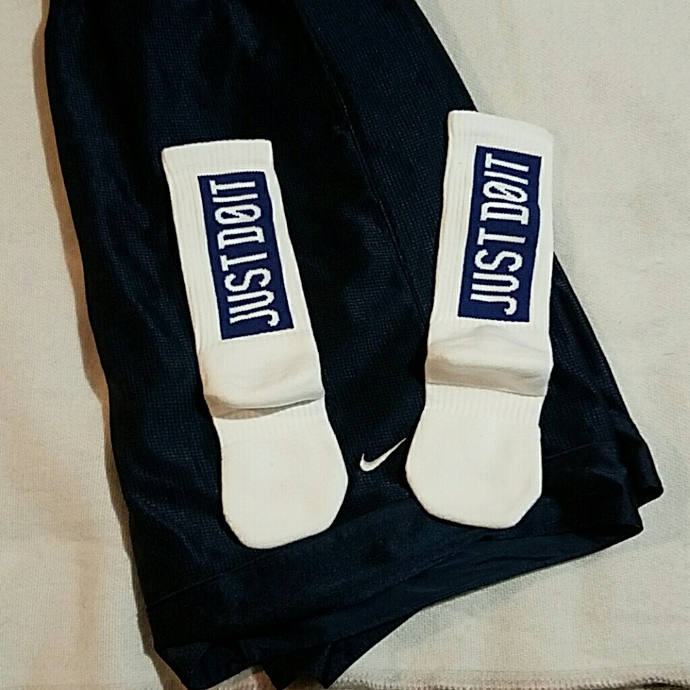 Unisex nike dri-fit cotton socks