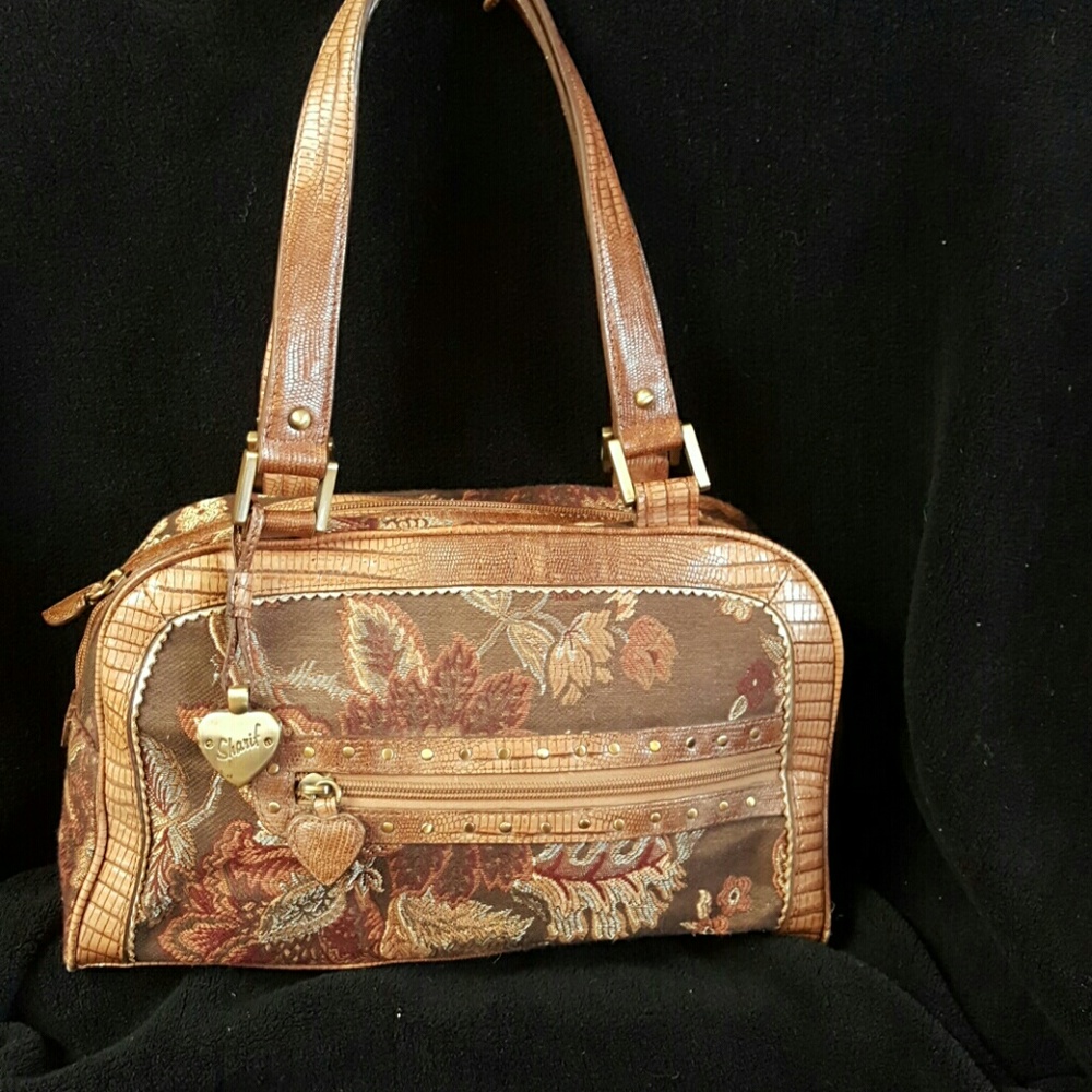 Sharif Studio Brown Flowers with leaves,