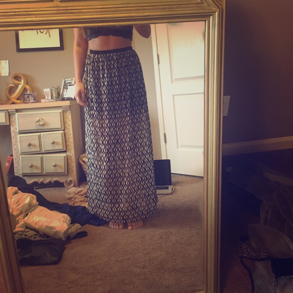 Black and white maxi