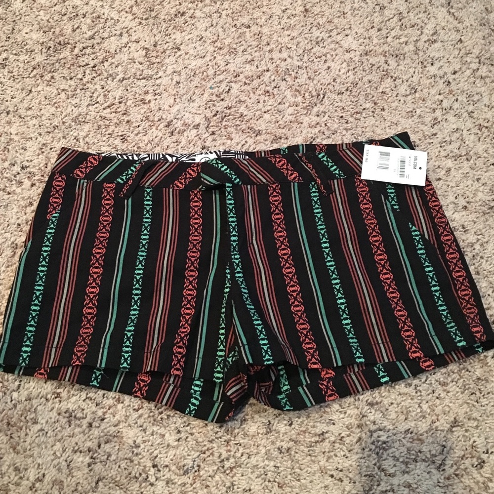 Volcom shorts