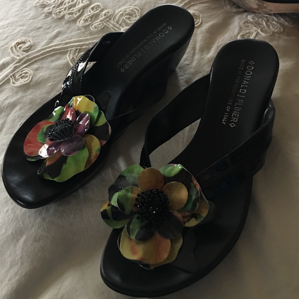 Black Platform Sandals