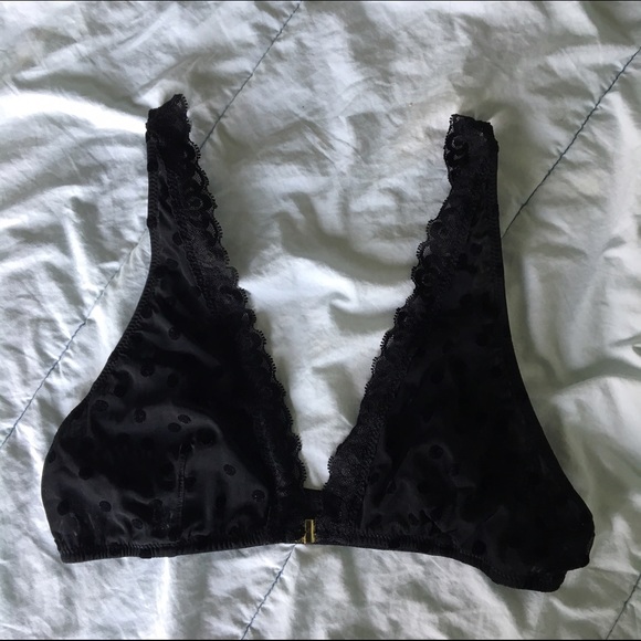 Lace trimmed bralette with front clasp - Picture 1 of 4