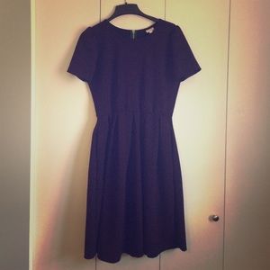 NWOT Lularoe Textured Amelia