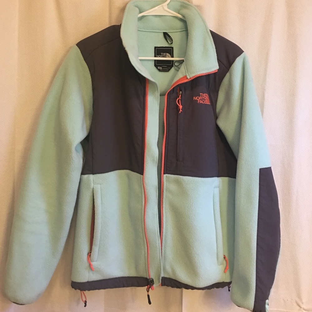 North Face size Medium Like New