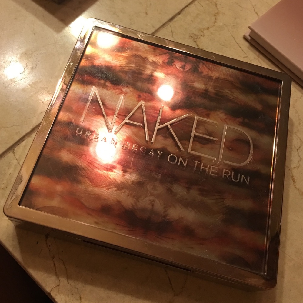 Naked urban decay on the run