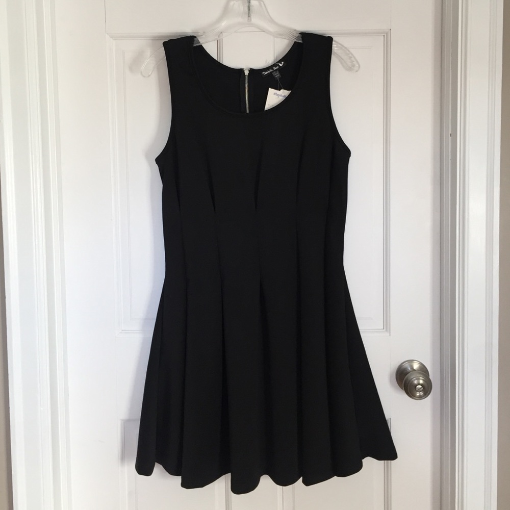 Double Zero Black Medium Fit and Flare Dress