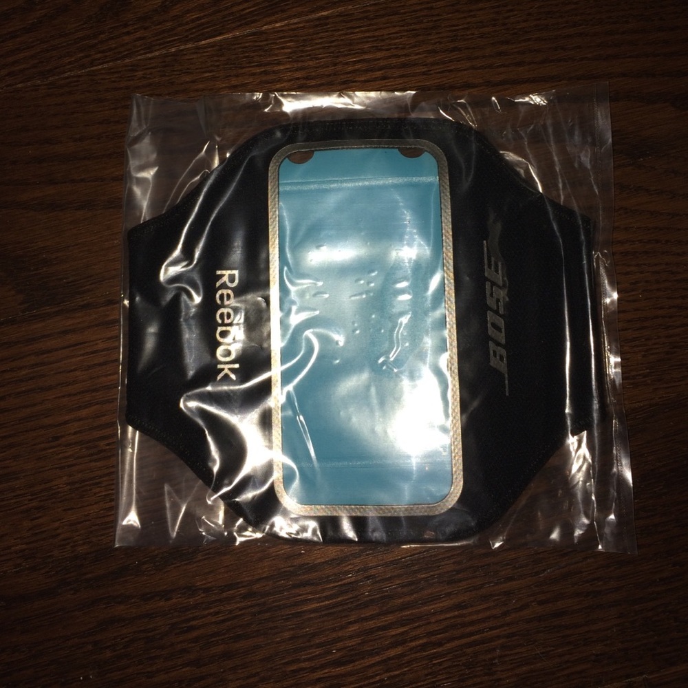 Bose and Reebok iphone armband