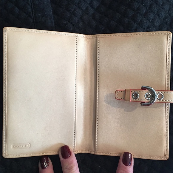 $$ drop💥100% auth COACH handbag w/matching folio - Picture 4 of 4