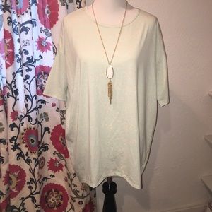 LulaRoe high low shirt