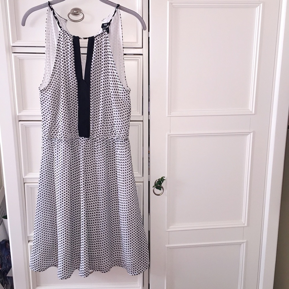 White and Black sleeveless dress