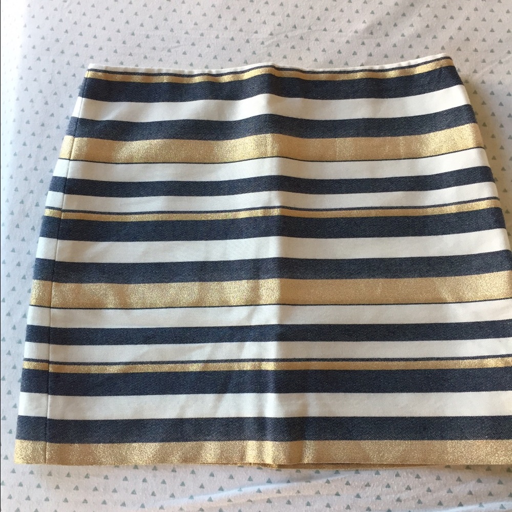 Cute J.Crew mini skirt.