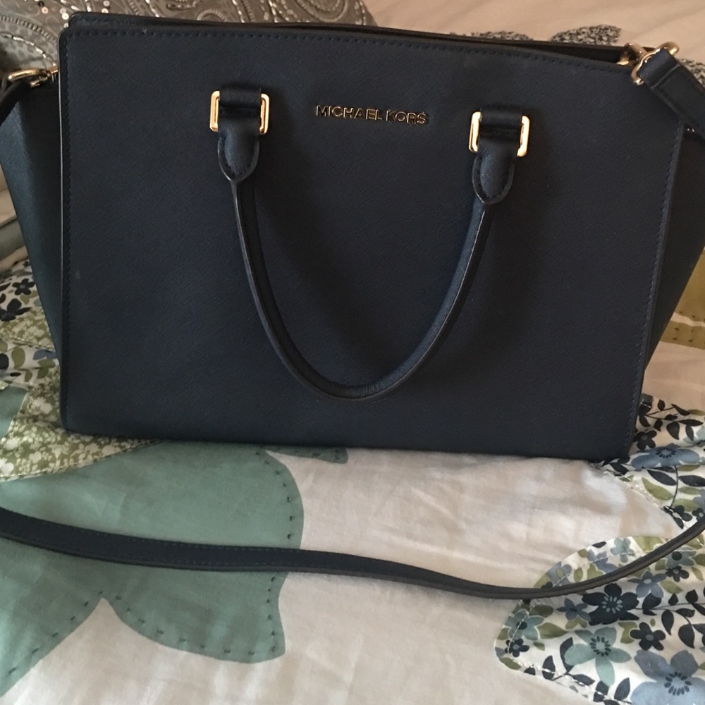 Michael kors purse