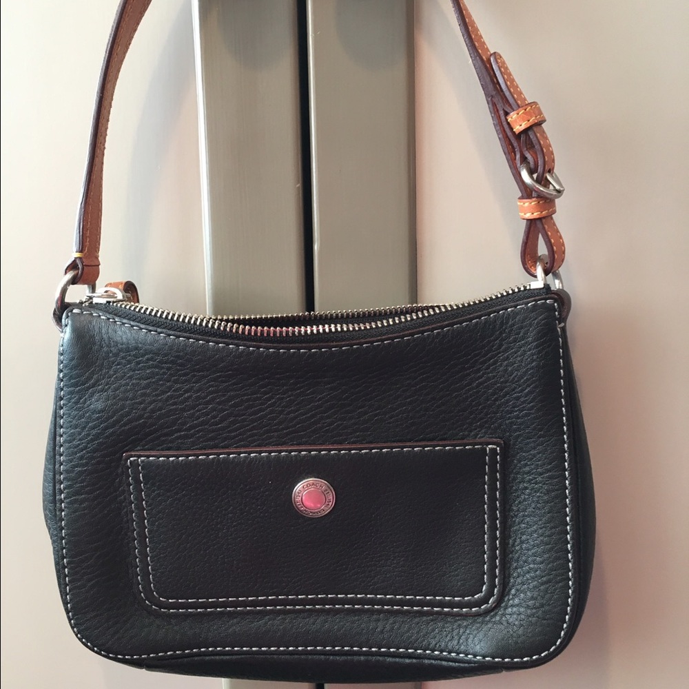 Price drop!💥  100% authentic COACH handbag