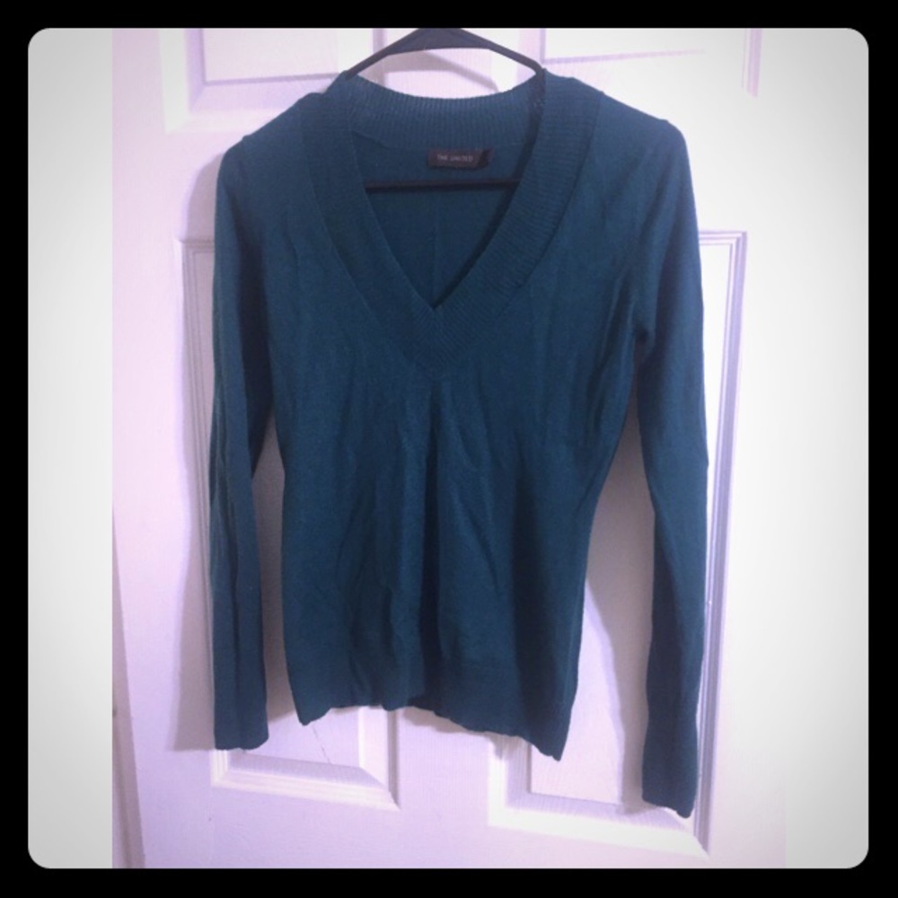 Super soft Forest green sweater!