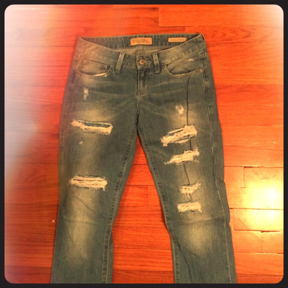 Guess Jeans destroyed look size 27 skinny leg