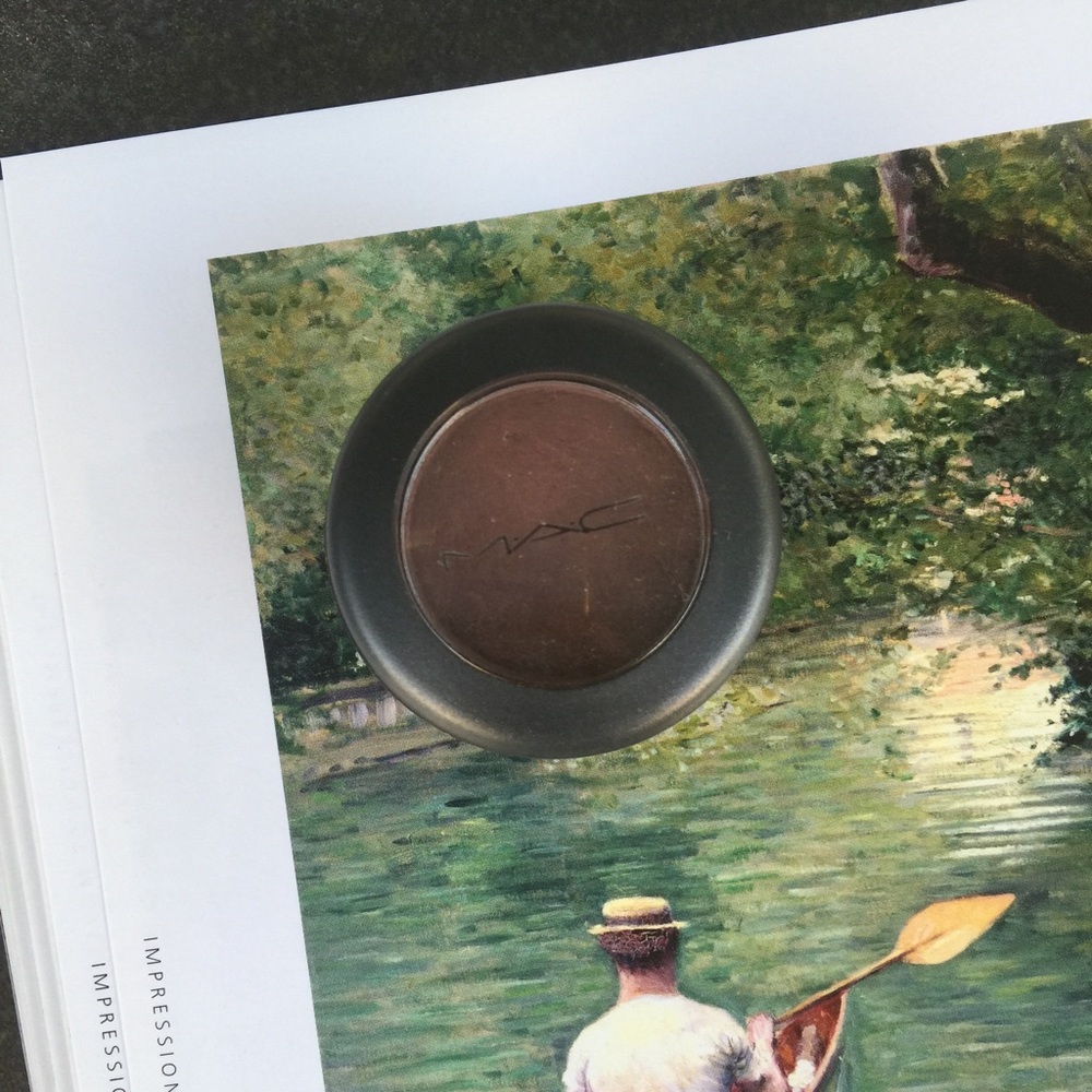Haux Satin Eyeshadow