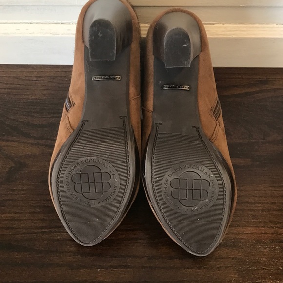 Almost New booties! Cute and comfortable! - Picture 4 of 4