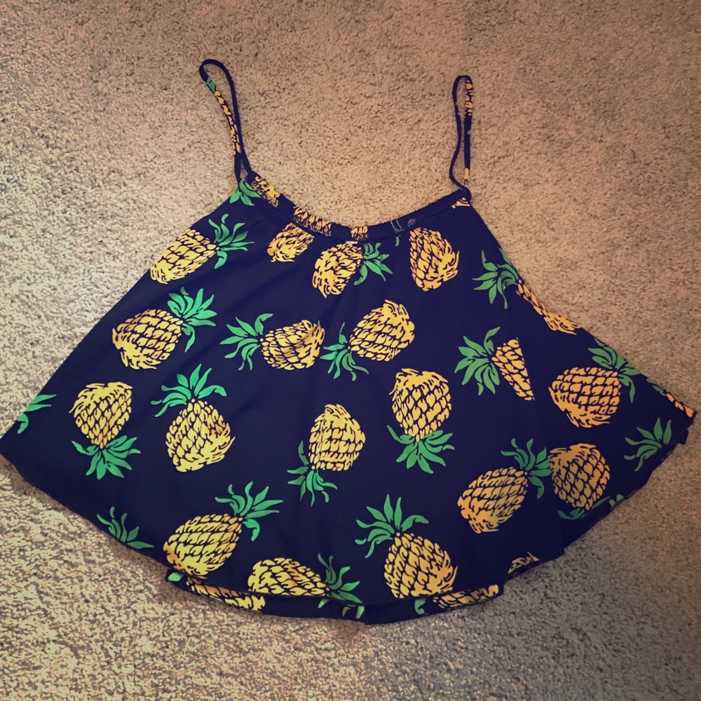 Pineapple tank top