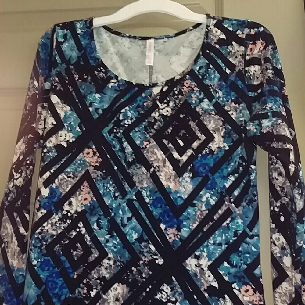 Long sleeve Dress - Picture 2 of 2