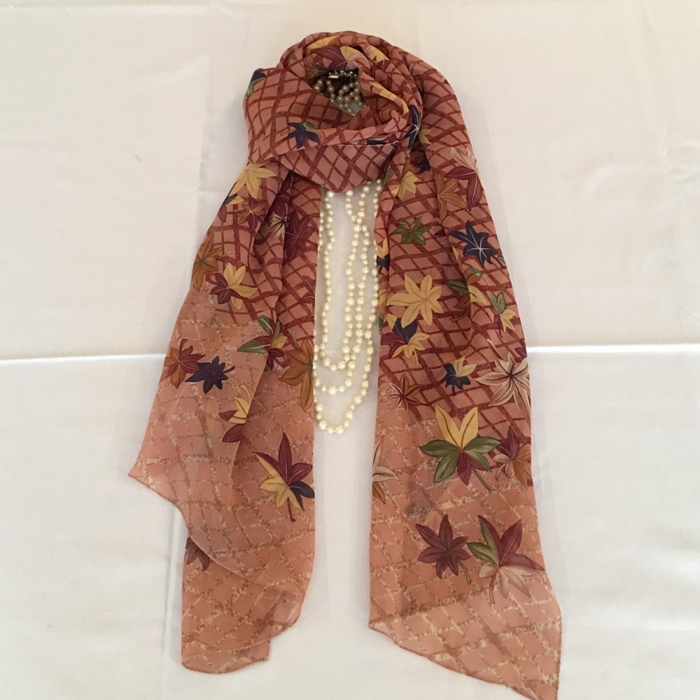 Silk trellis print scarf
