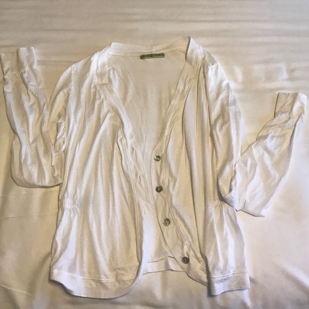 White cropped long sleeve cardigan