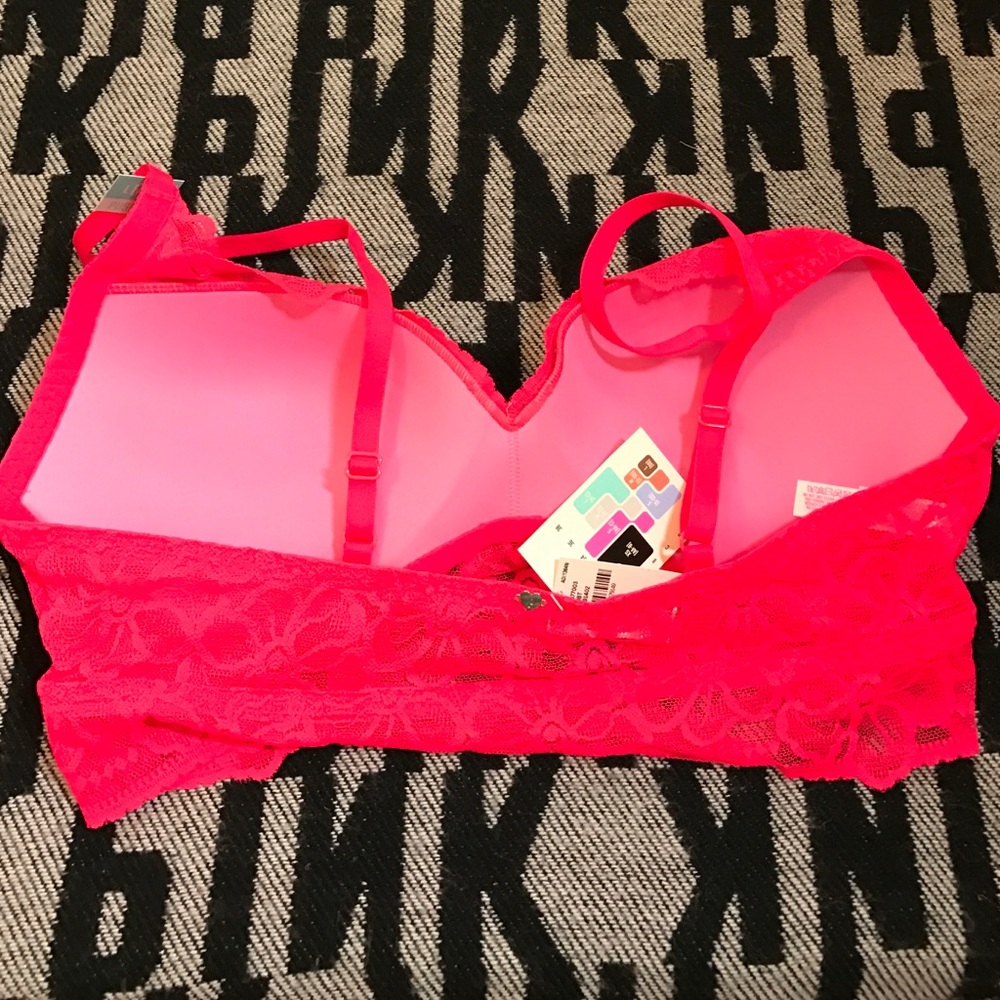 SALE  VS PINK PADDED PUSH UP BRA NWT - Picture 3 of 3