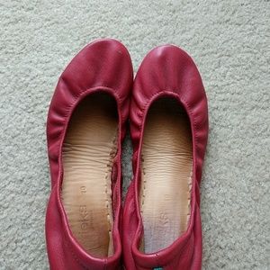 Red Tieks size 10
