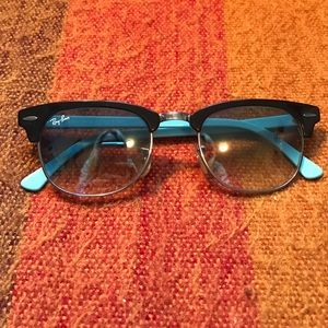 Women's Light Blue Ray-Ban Aviators
