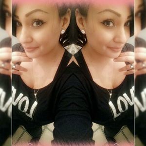 Meet your Posher, Christina