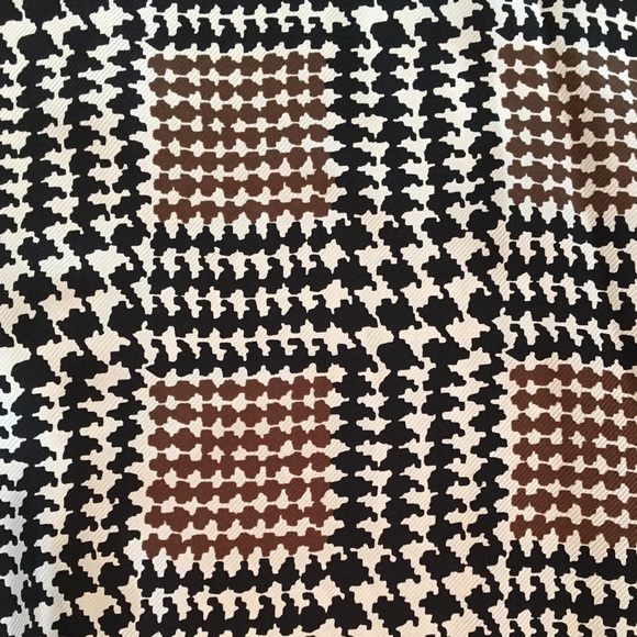 Talbots silk houndstooth blouse - Picture 3 of 4